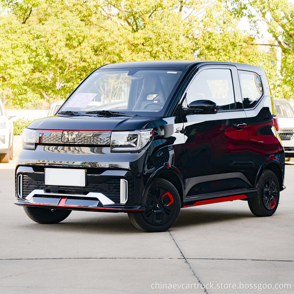 Hot Sale China New Energy Vehicle Wuling Mini 170KM Cheap Electric Car